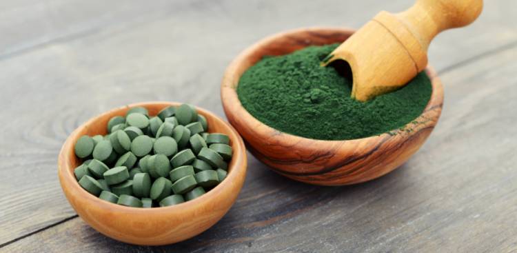 Spirulina for Acne: The Truth Behind the Myths