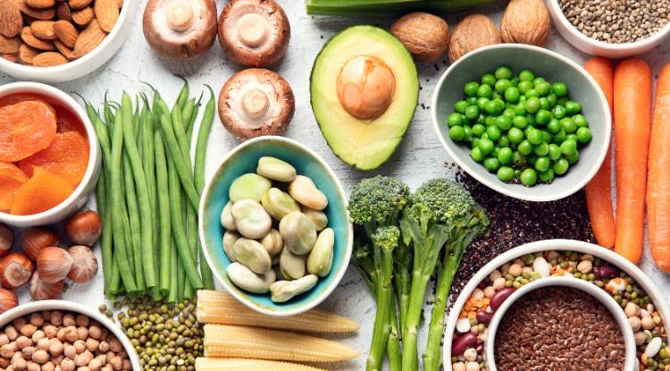 Plant-Based Diets: How to Ensure Balanced Nutrition
