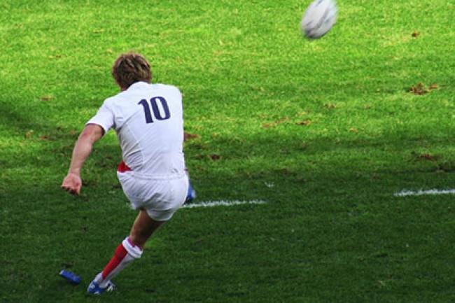 7 Health Benefits of  Playing Rugby