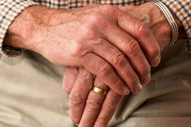 Dementia Myths – True or False?